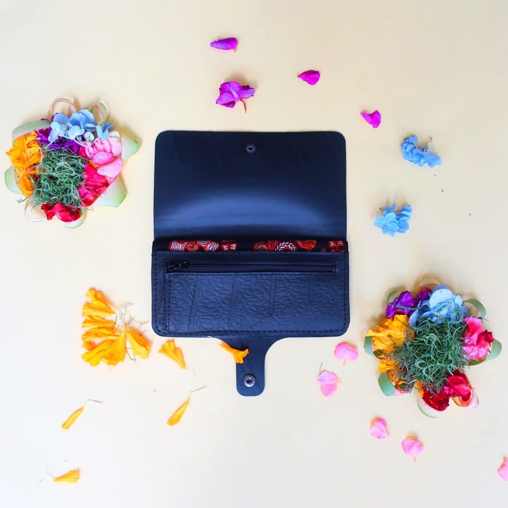 希少 ネイタルデザイン UFO CLUB ver GAMAno Wallet 希少 ネイタルデザイン UFO CLUB ver GAMAno Wallet Teenage