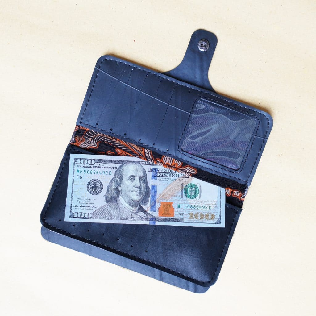 【稀少】ネイタルデザイン UFO CLUB ver GAMAno Wallet Alien Embossed Leather Wallet by Hollywood Collectibles