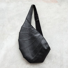 Load image into Gallery viewer, &quot;Croissant&quot; bag - 98$
